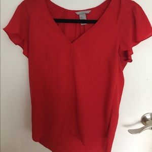 Flutter sleeve red blouse